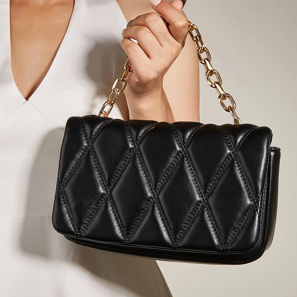 H4adeaf5803094342b3d73aa3c3221c96G