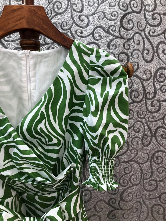 H754203c1bf1a4db0b56fe9437a78d839w