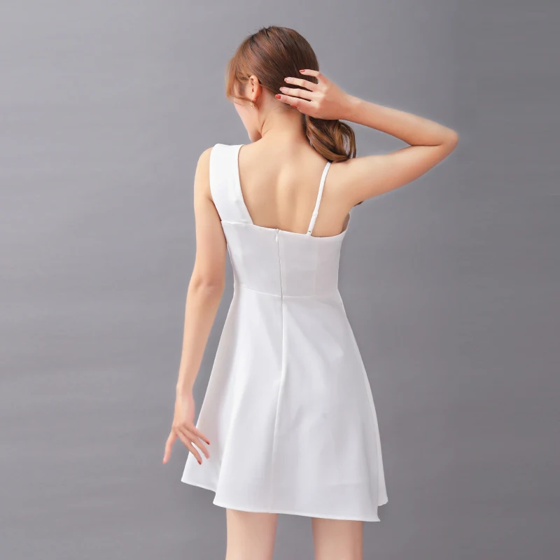 H8e9af02030cf4428ba4f5f386f514d85z