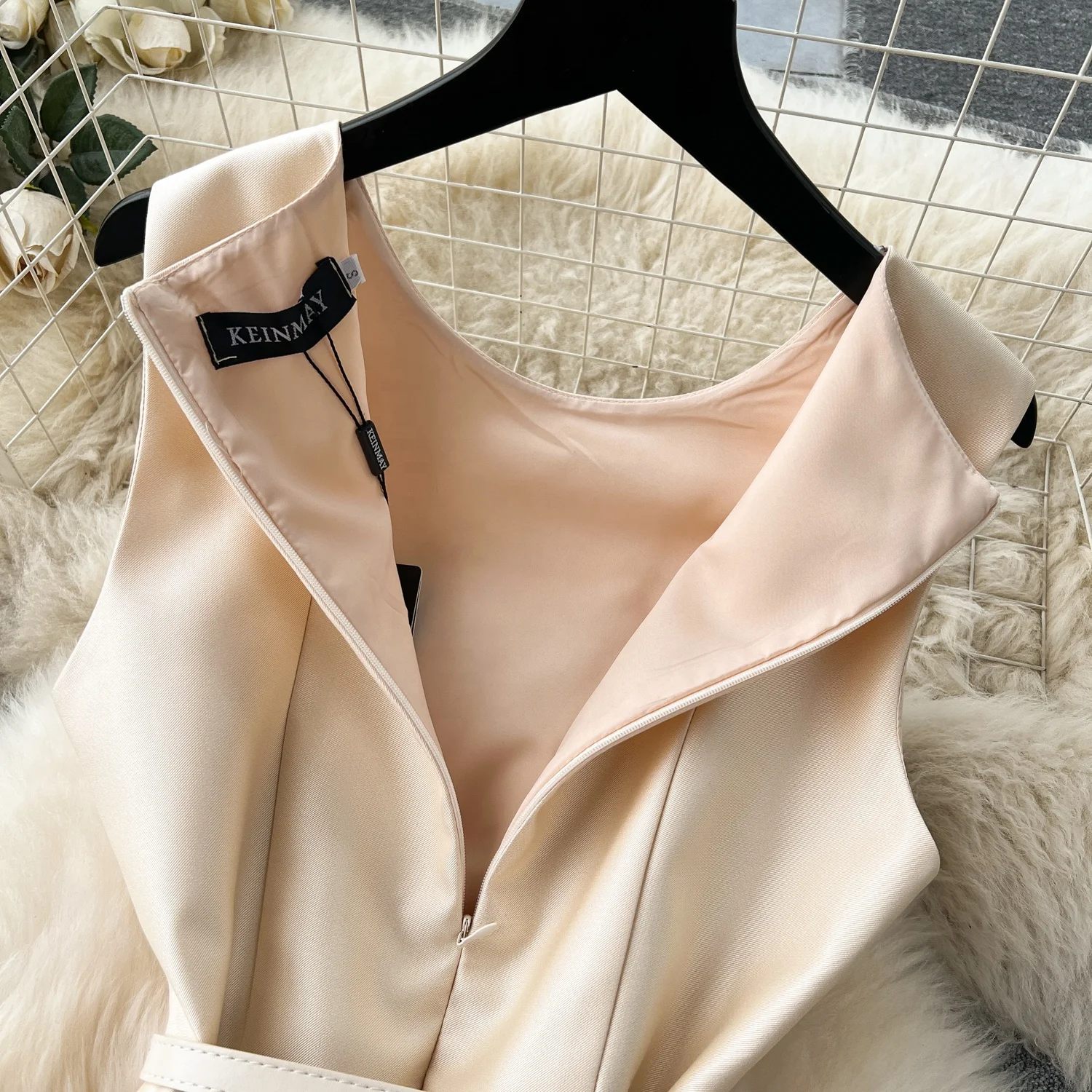 H9528d36bab4f432bafbcd4fc92c3d63ag