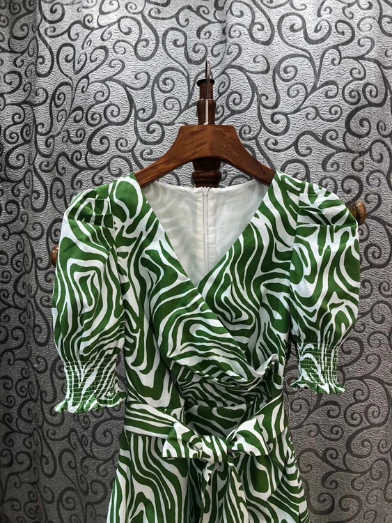 Hb901211aa0514862990bd9bf5b71c5eaf