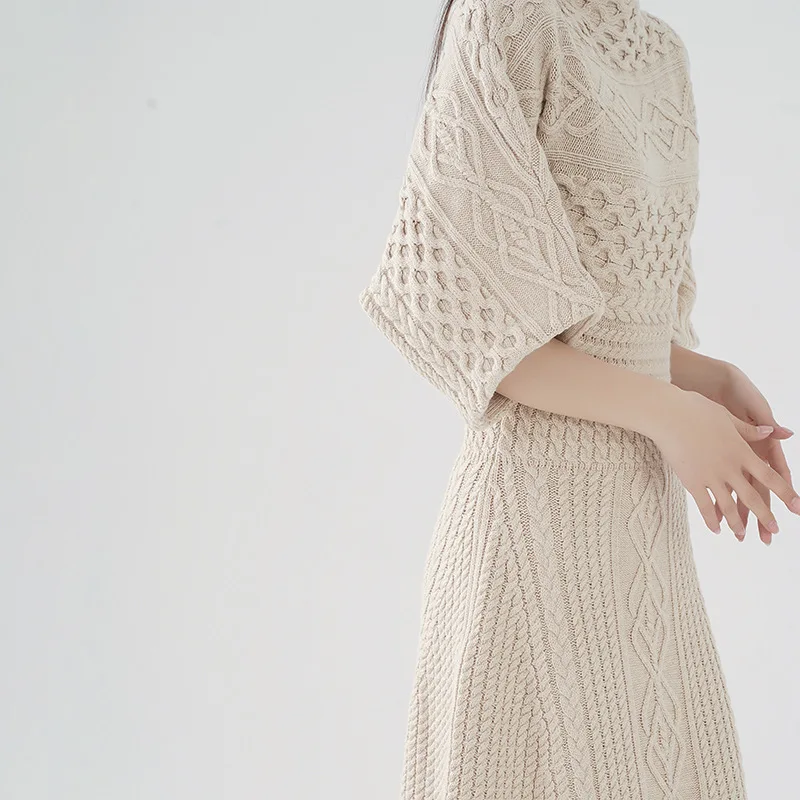 Hcee124d13900425b9b88f15ec1e05db9D